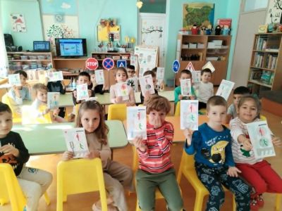 "Познавам пътните знаци" - ДГ Божур - Сливен